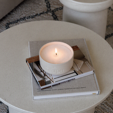 Load image into Gallery viewer, YOU GLOW HONEY - SAND CANDLE - White Tea - 300 g